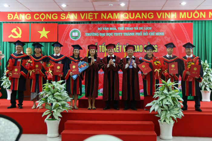 Trường Đại học Thê dục Thể thao TP. Hồ Chí Minh long trọng tổ chức Lễ tổng kết và trao bằng tốt nghiệp cho Nghiên cứu sinh, học viên cao học và sinh viên các khóa Đại học năm 2022.