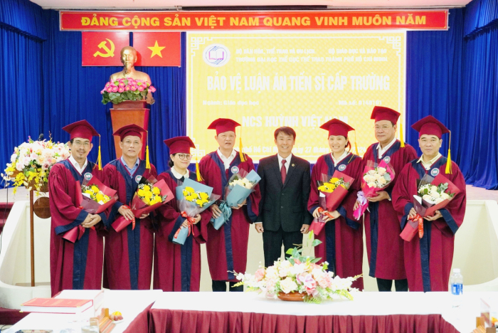USH - Nghiên cứu sinh Huỳnh Việt Nam bảo vệ thành công luận án Tiến sĩ Ngành Giáo dục học.