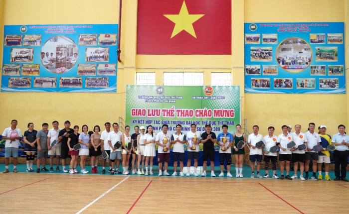 GIAO LƯU THỂ THAO GIỮA TRƯỜNG ĐẠI HỌC THỂ DỤC THỂ THAO TP. HỒ CHÍ MINH VÀ SƯ ĐOÀN 309: TĂNG CƯỜNG TÌNH ĐOÀN KẾT, GẮN BÓ GIỮA HAI ĐƠN VỊ