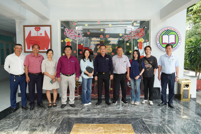 Trường Đại học Thể dục Thể thao TP. Hồ Chí Minh làm việc với Báo Thanh Niên về công tác phối hợp tổ chức Giải bóng đá Sinh viên Việt Nam