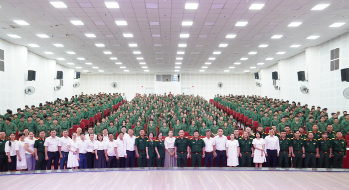 TRUNG TÂM GIÁO DỤC QUỐC PHÒNG VÀ AN NINH – TRƯỜNG ĐẠI HỌC THỂ DỤC THỂ THAO TP. HỒ CHÍ MINH GẶP MẶT KỶ NIỆM 81 NĂM NGÀY THÀNH LẬP QUÂN ĐỘI NHÂN DÂN VIỆT NAM