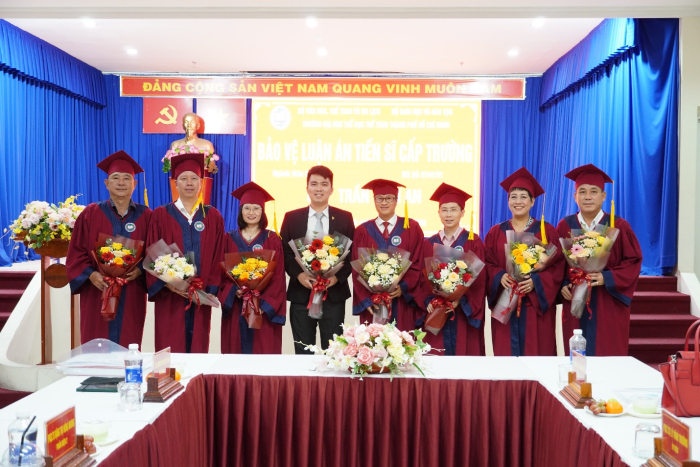 TRƯỜNG ĐẠI HỌC TDTT TP. HỒ CHÍ MINH TỔ CHỨC LỄ BẢO VỆ LUẬN ÁN TIẾN SĨ CẤP TRƯỜNG CHO NCS TRẦN VĨNH AN