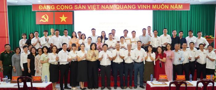 Trường Đại học Thể dục Thể thao TP.HCM tổng kết năm 2025, đề ra phương hướng 2026 và vinh danh điển hình xuất sắc.
