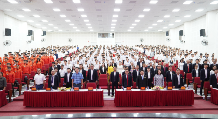 TRƯỜNG ĐẠI HỌC THỂ DỤC THỂ THAO THÀNH PHỐ HỒ CHÍ MINH KHAI GIẢNG NĂM HỌC 2026–2027