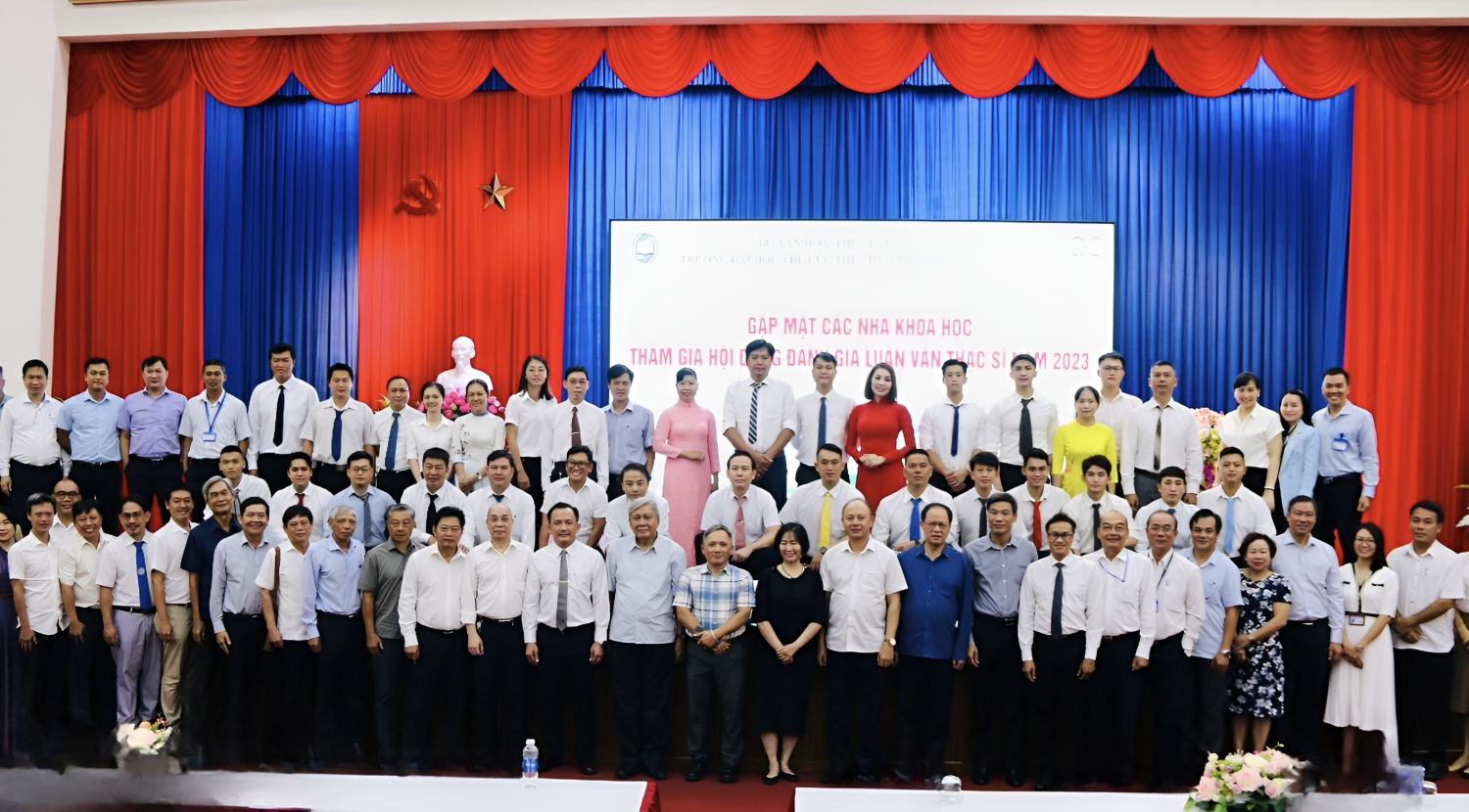 USH : Tổ chức  đánh giá Luận văn Thạc sỹ cho học viên cao học khóa 25, 26 đợt tháng 9 năm 2023.